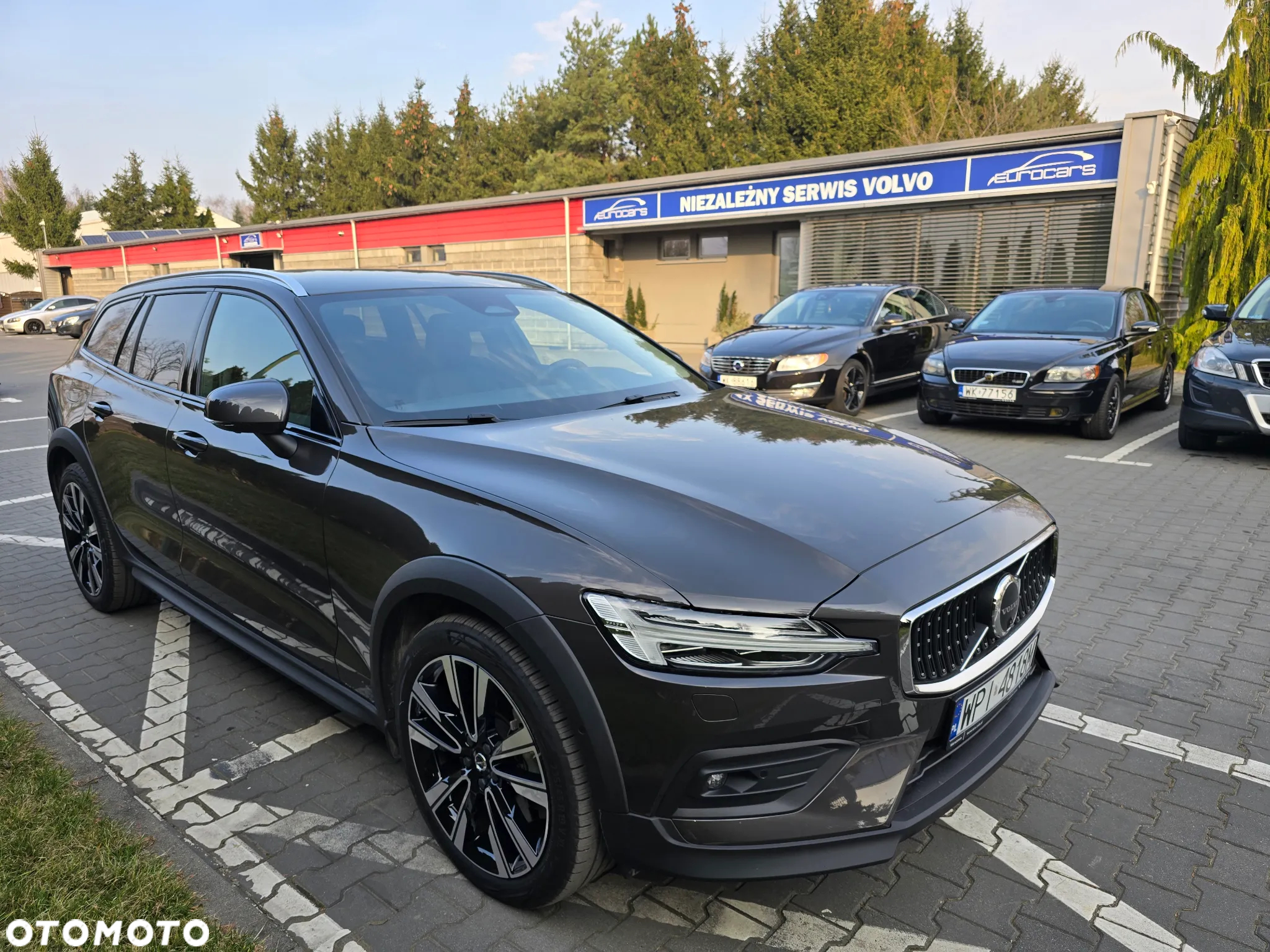 Volvo V60 Cross Country B5 B AWD Plus - 2