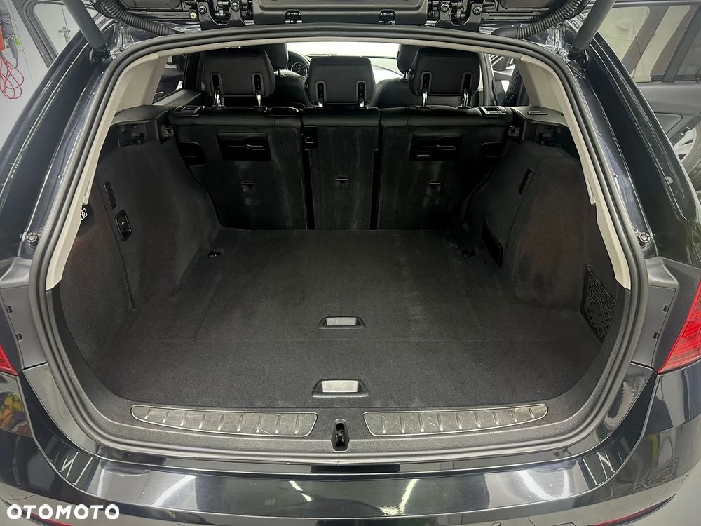 BMW Seria 3 318d Blue Performance - 18