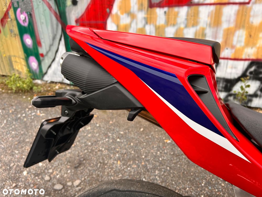 Honda CBR - 18