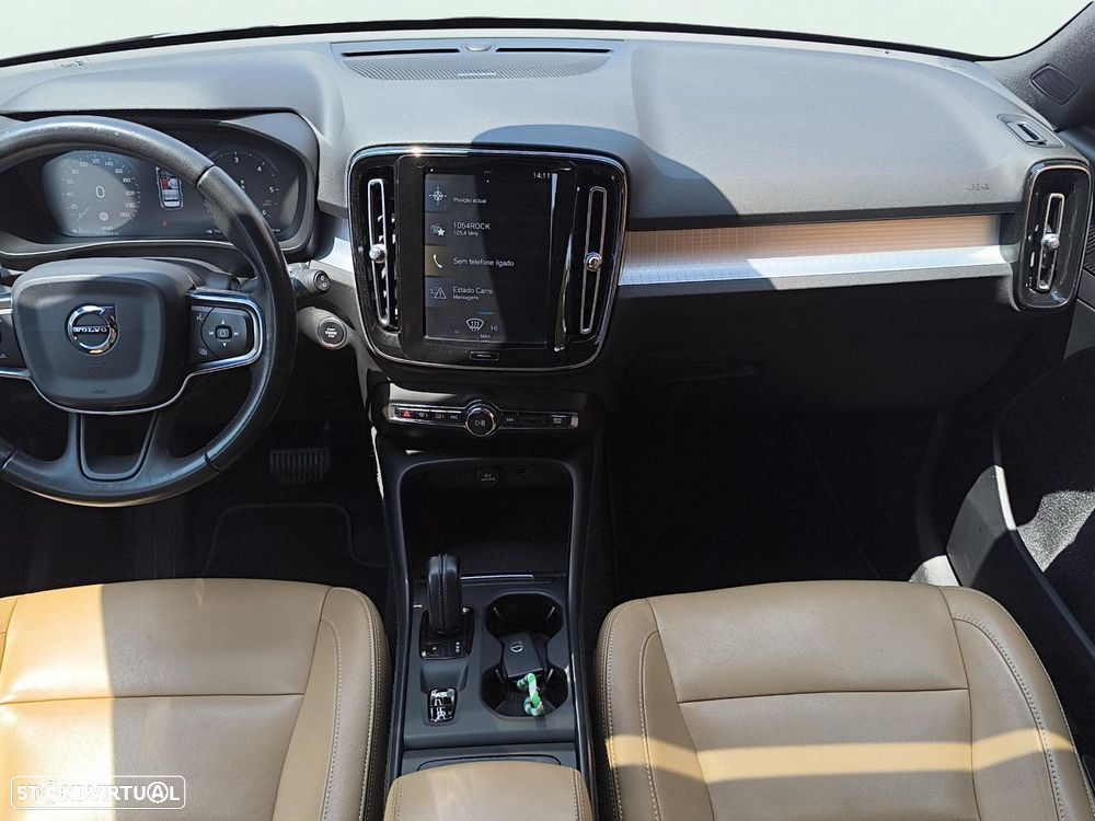 Volvo XC 40 2.0 D3 Momentum Geartronic - 14