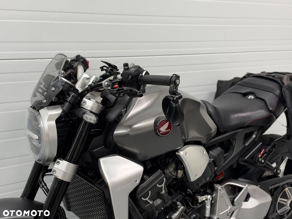 Honda CB - 33