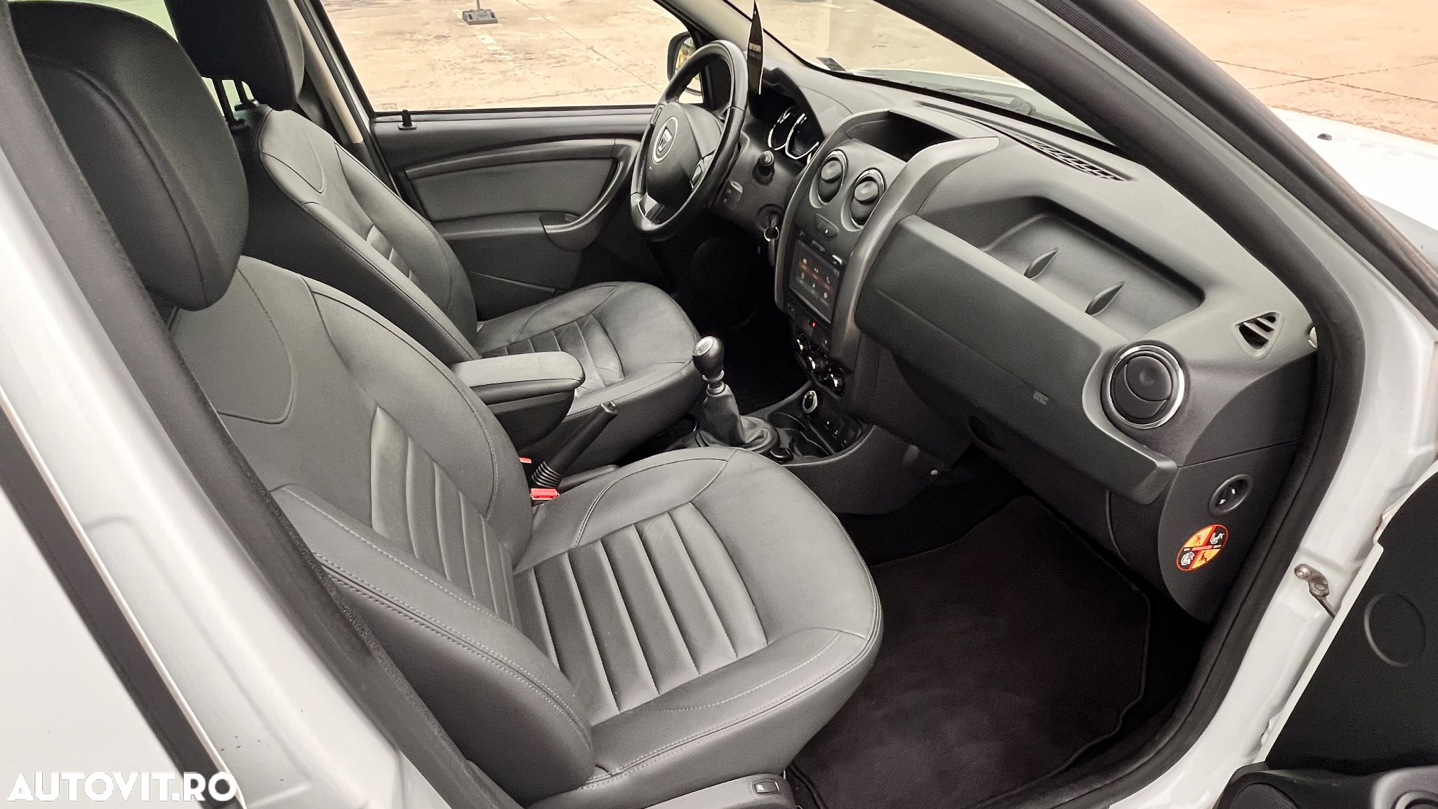 Dacia Duster dCi 110 FAP 4x4 Prestige - 7