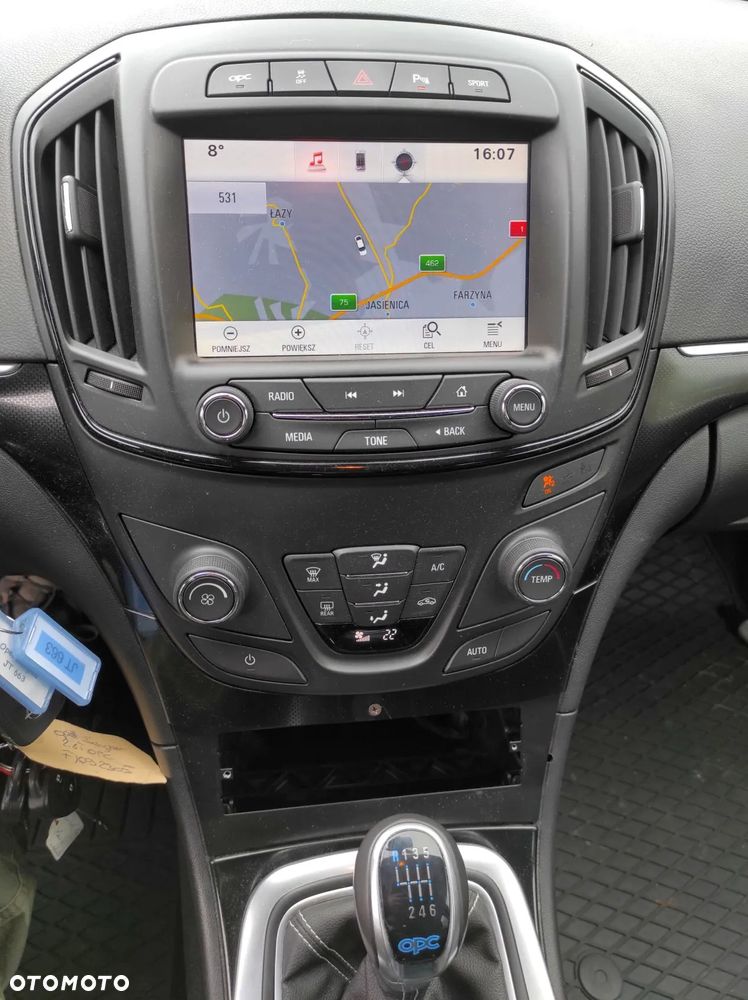 Opel Insignia 2.8 V6 Turbo Sports Tourer 4x4 Automatik OPC - 17