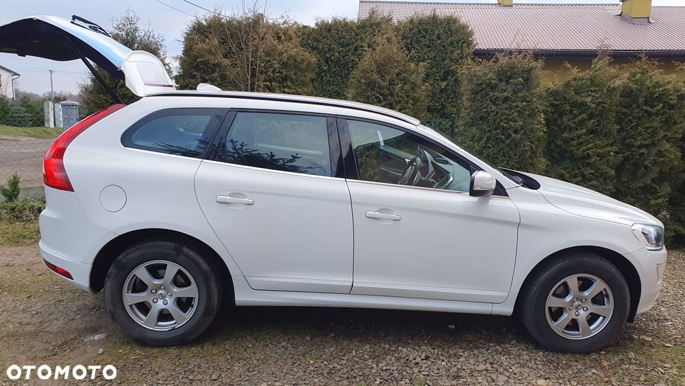 Volvo XC 60 D3 Geartronic Momentum - 5