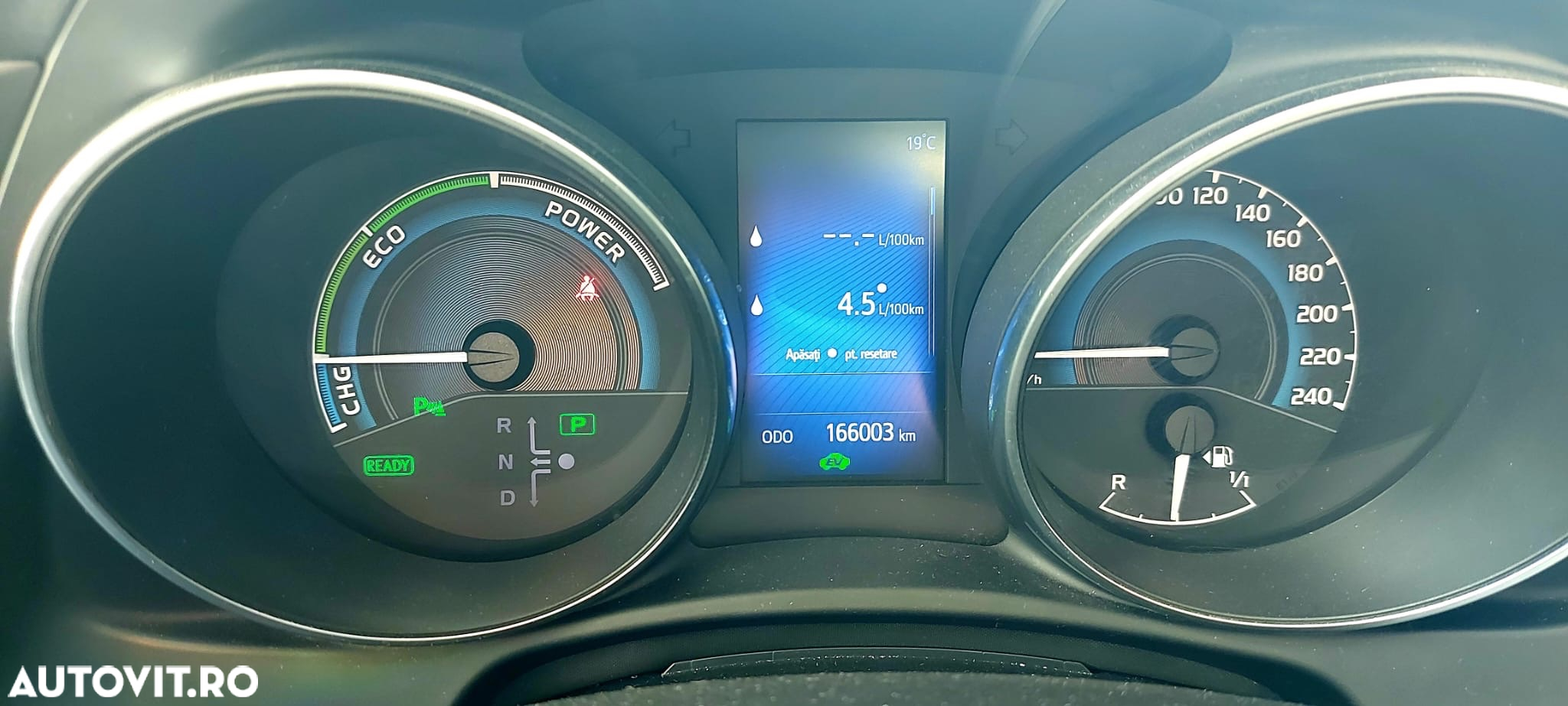 Toyota Auris 1.8 L VVT-i Hybrid Sol - 6