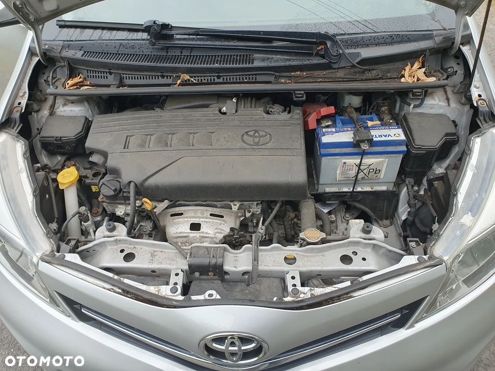 Toyota Yaris - 17