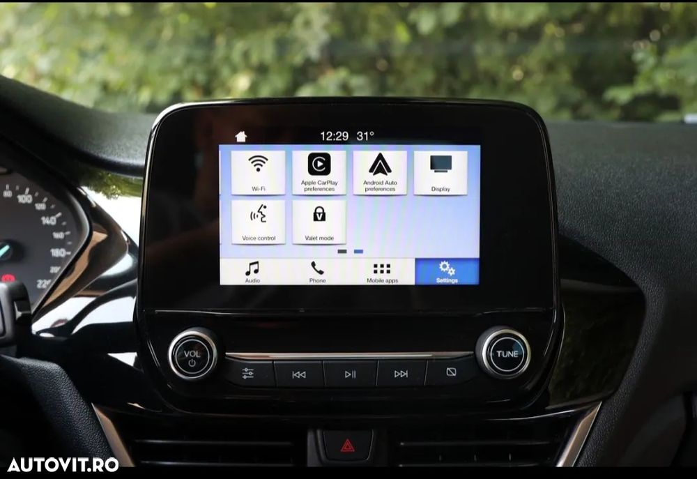 Ford Fiesta 1.1 S&S COOL&CONNECT - 24