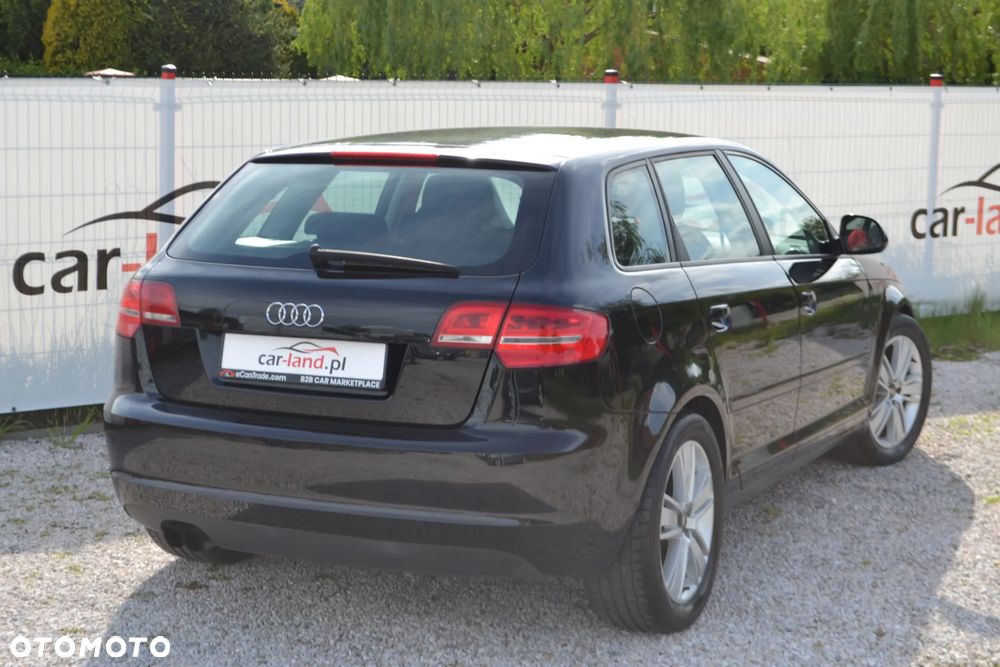Audi A3 Sportback 1.8 TFSI Ambition - 13