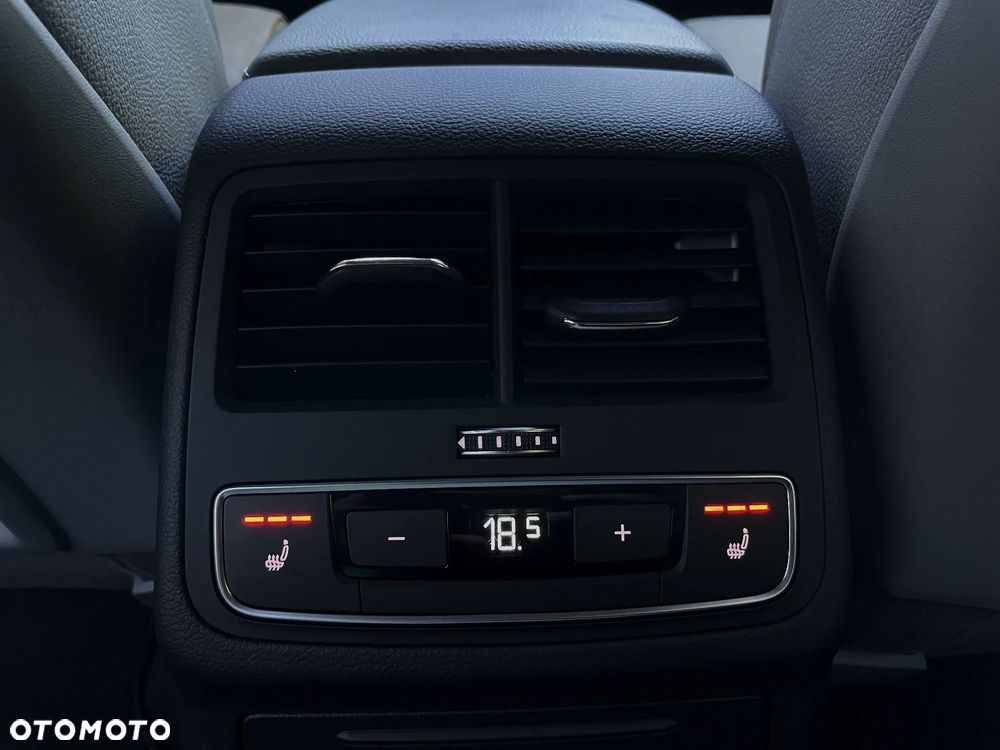 Audi A4 Avant 2.0 TDI Design - 36