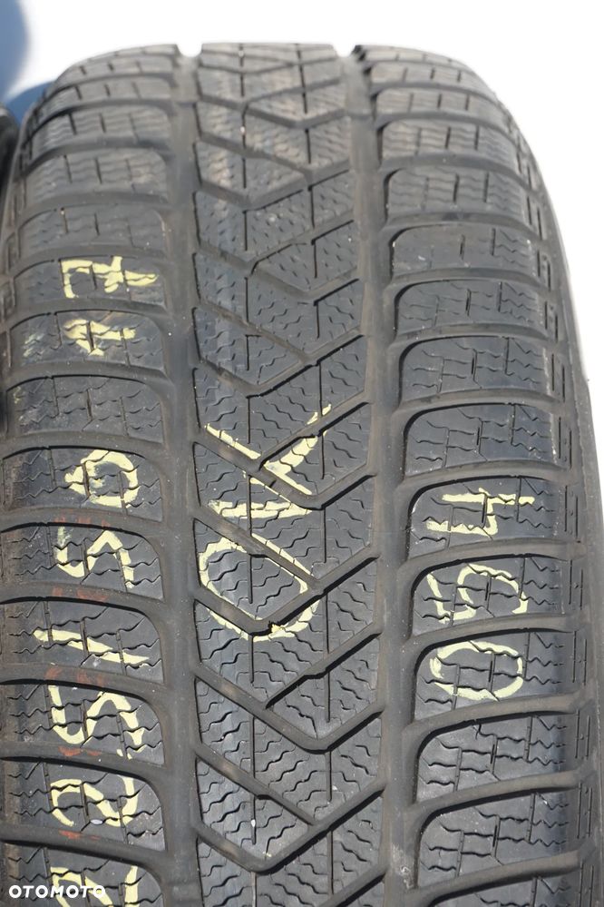 Pirelli Sottozero 3 225 / 50 17 98H - 4