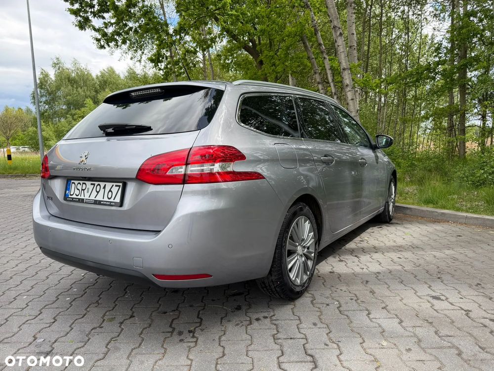 Peugeot 308 BlueHDi 130 Stop & Start Allure Pack - 6