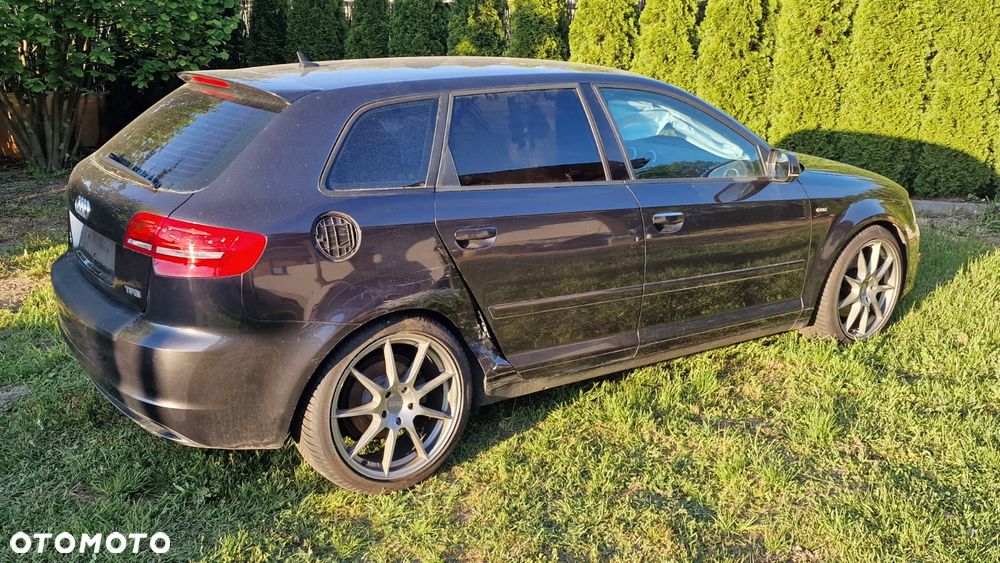 Audi A3 Sportback 2.0 TFSI S line Sportpaket - 3
