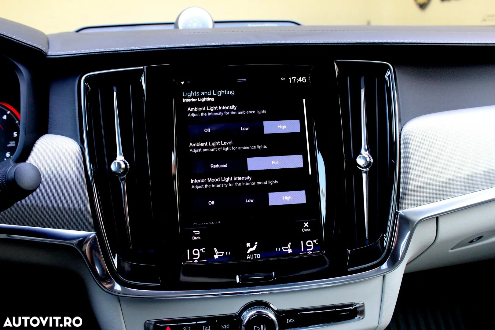 Volvo S90 D5 AWD Inscription - 35