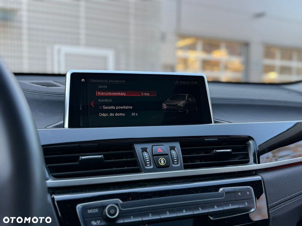 BMW X1 xDrive20i GPF xLine - 39