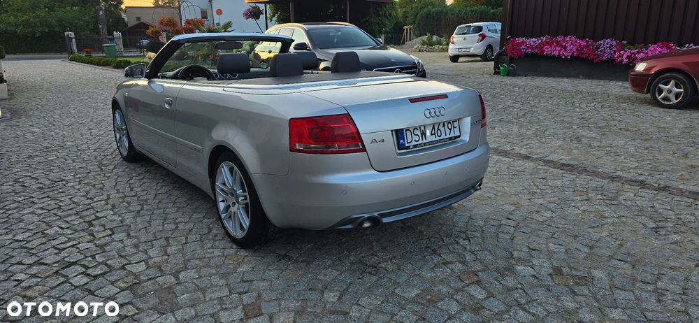 Audi A4 Cabrio - 9