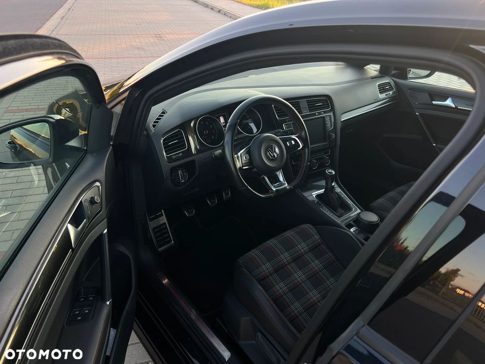 Volkswagen Golf 2.0 TSI BMT GTI Performance - 8