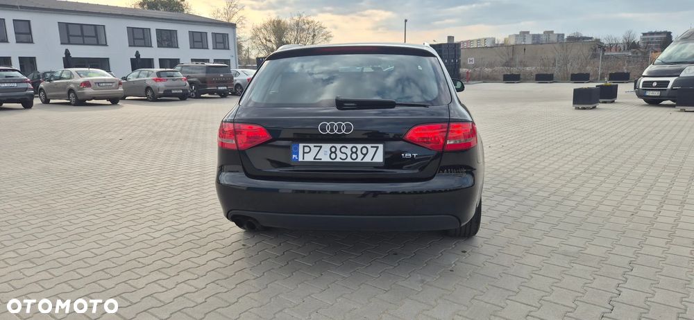 Audi A4 Avant 1.8 TFSI Ambiente - 2