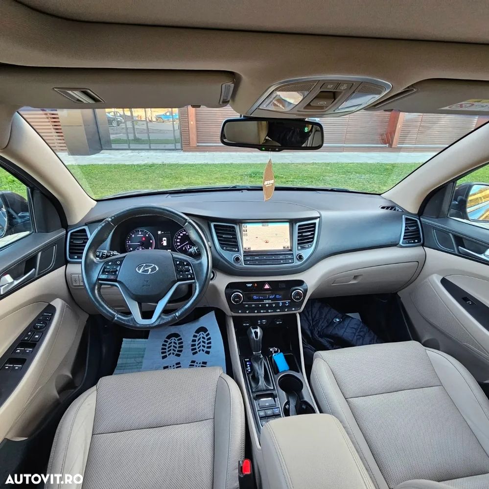 Hyundai Tucson 2.0 CRDI 4WD Automatik Premium - 9