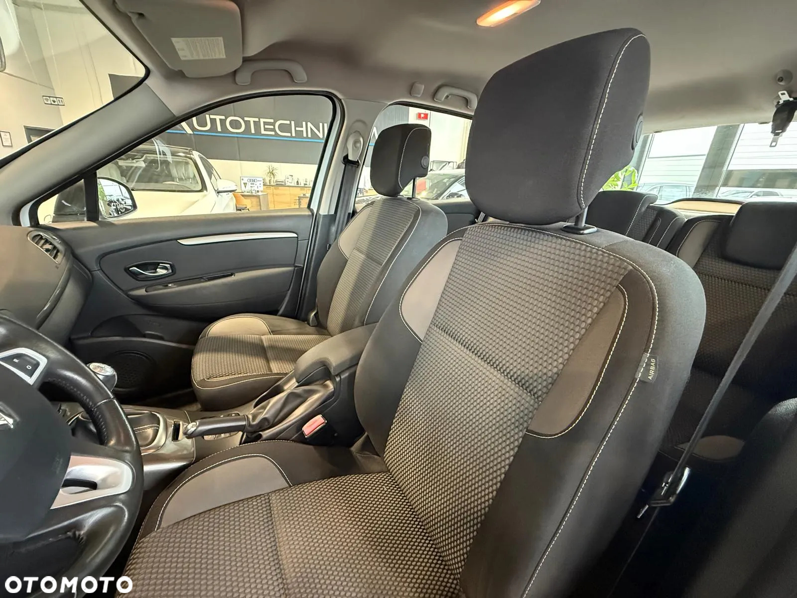 Renault Scenic ENERGY TCe 115 S&S Xmod Paris - 6