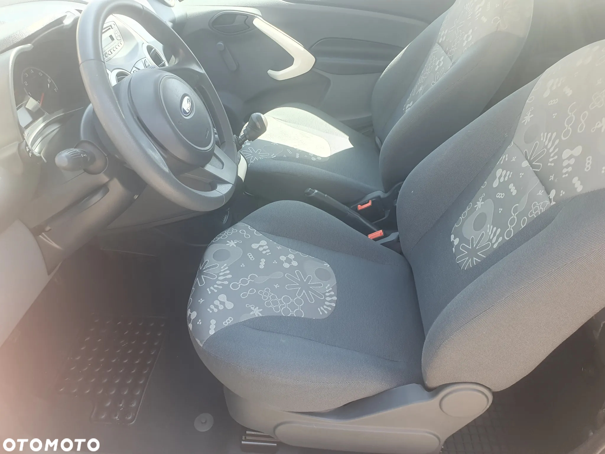 Ford KA 1.2 Ambiente - 11