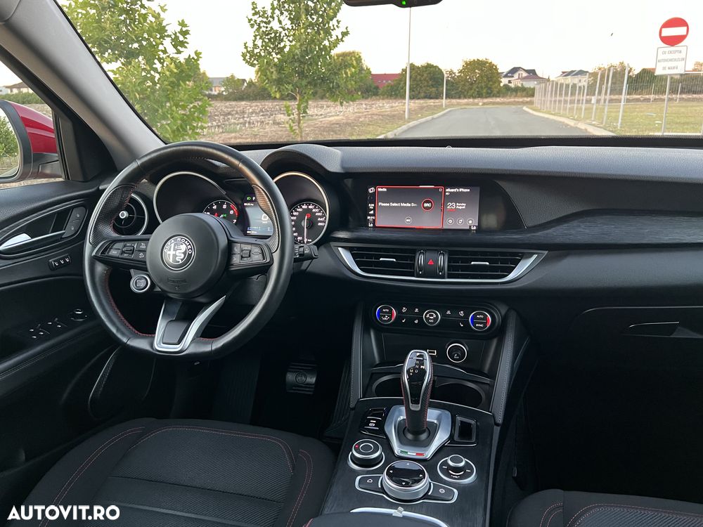 Alfa Romeo Stelvio 2.0 Turbo 16V AT8-Q4 Super - 7