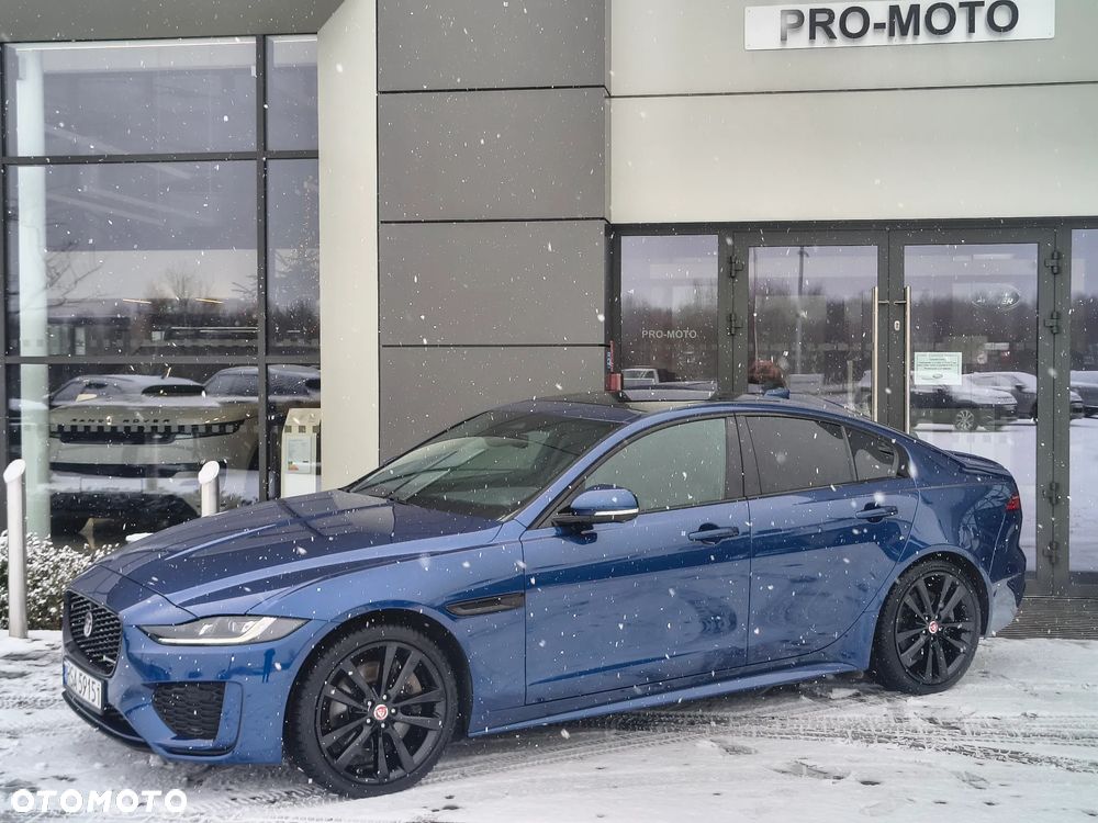 Jaguar XE 2.0 P300 AWD R-Dynamic S - 3