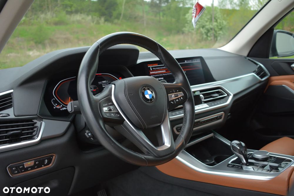 BMW X5 xDrive40i - 22