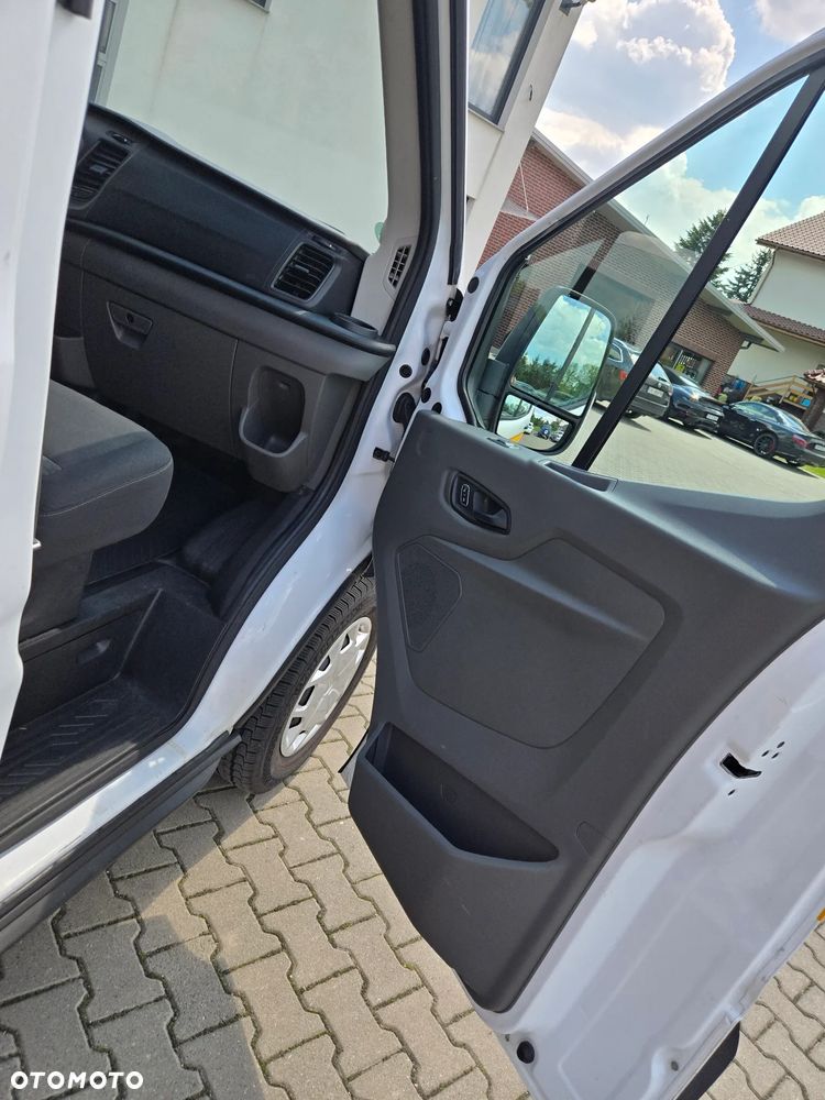 Ford Transit - 20