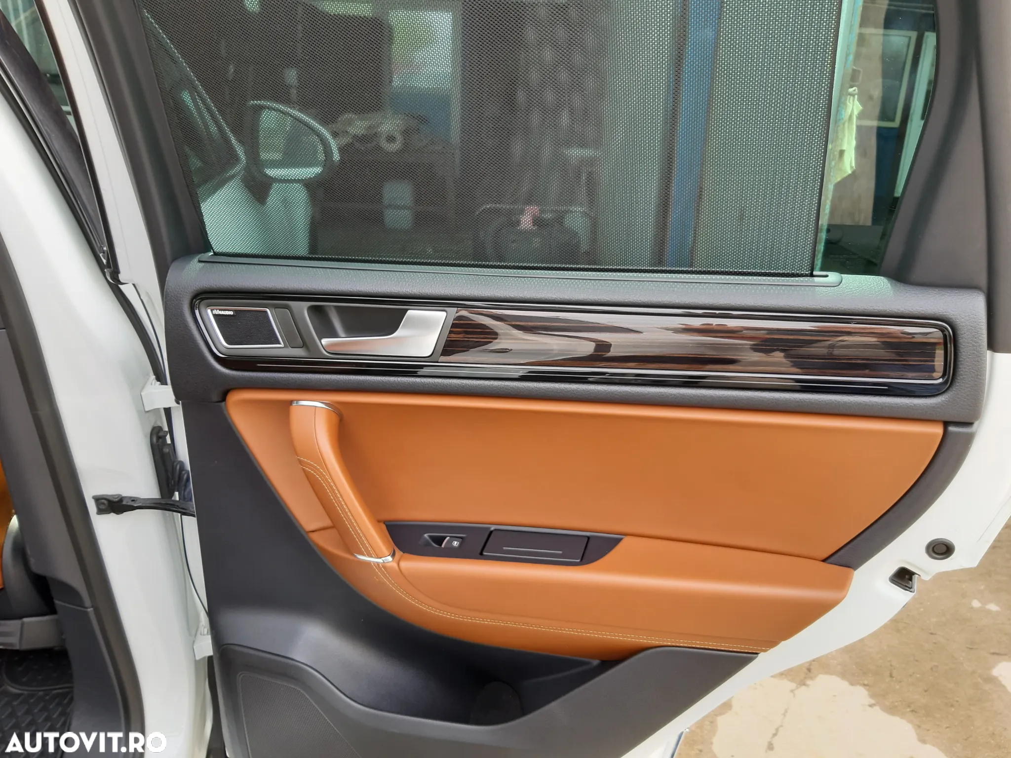 Volkswagen Touareg 3.0 V6 TDI BMT - 20