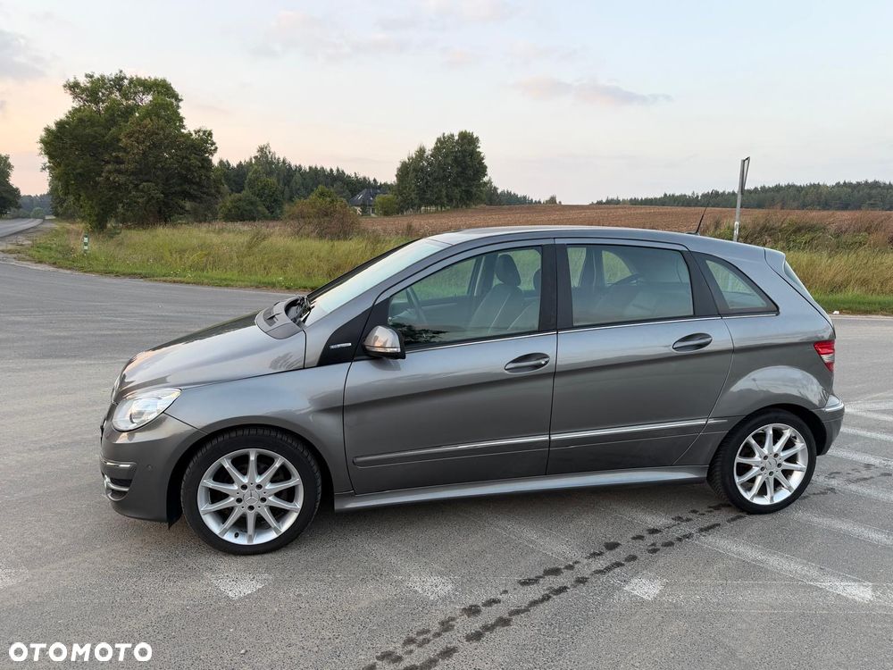 Mercedes-Benz Klasa B - 21