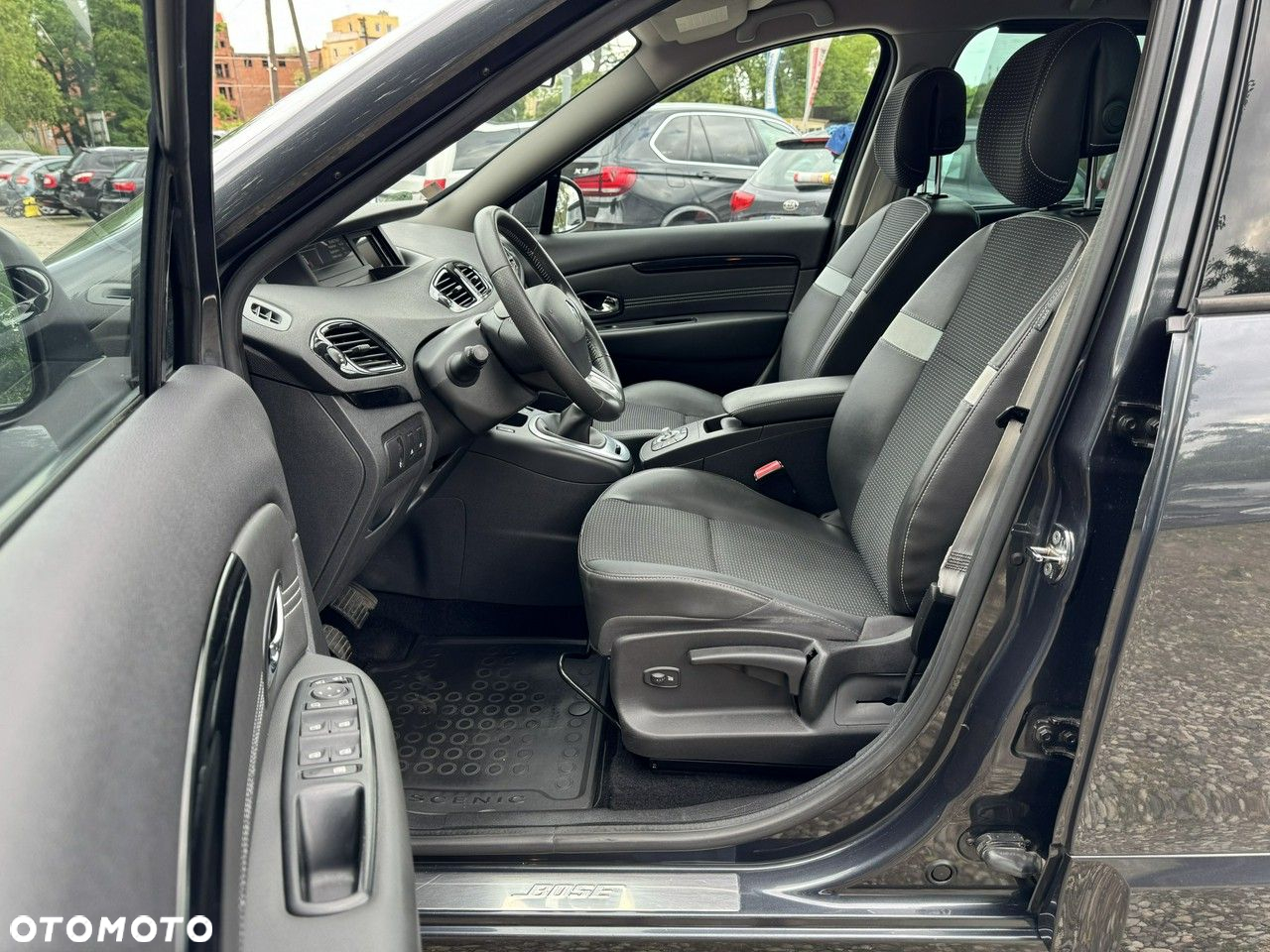Renault Scenic - 23