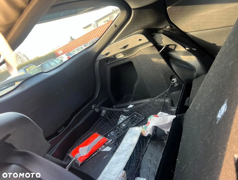 Toyota C-HR 1.8 Hybrid GPF Comfort - 12