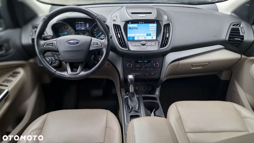 Ford Escape 2.0 EcoBoost AWD Titanium - 21