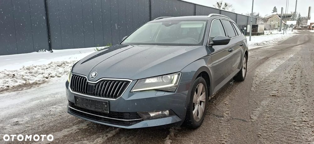 Skoda Superb 2.0 TDI 4x4 Style DSG - 2