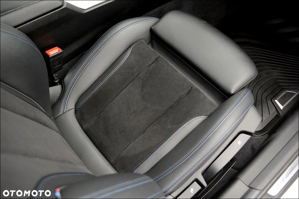 BMW Seria 3 320d xDrive M Sport sport - 26