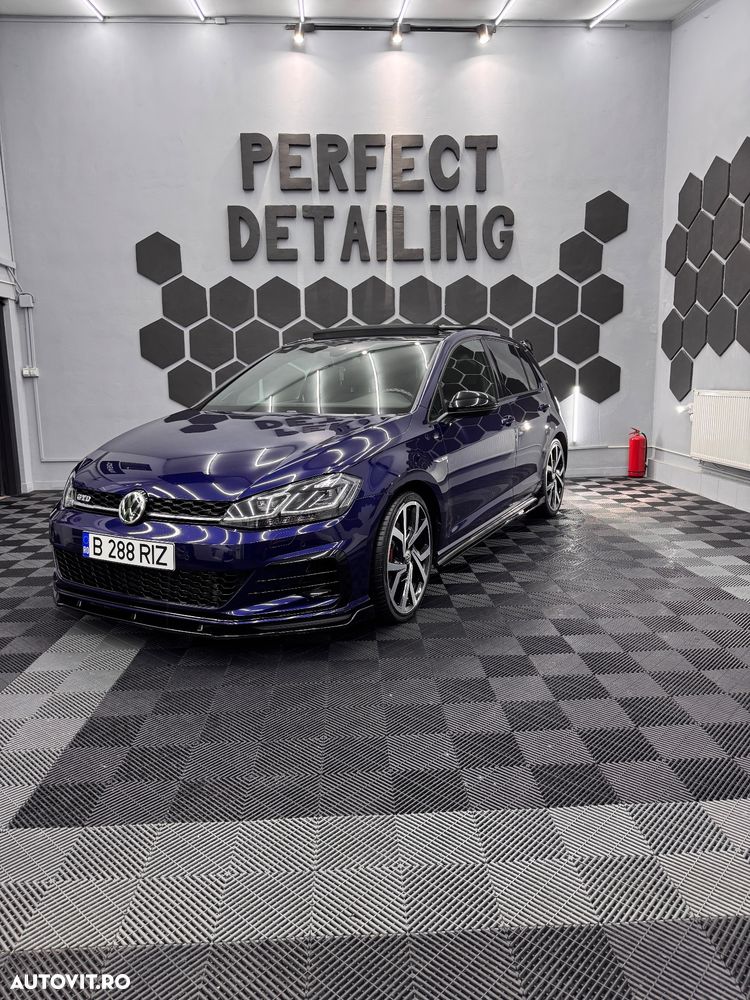 Volkswagen Golf 2.0 TDI DPF BMT DSG GTD - 25