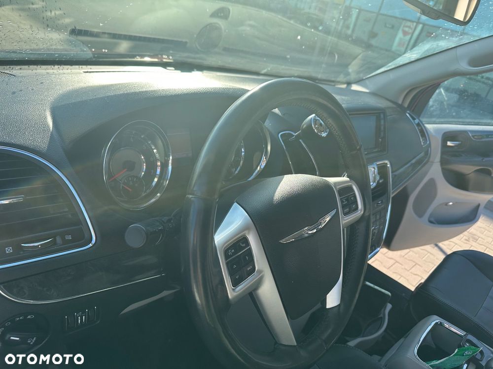 Chrysler Town & Country 3.6 Touring - 18