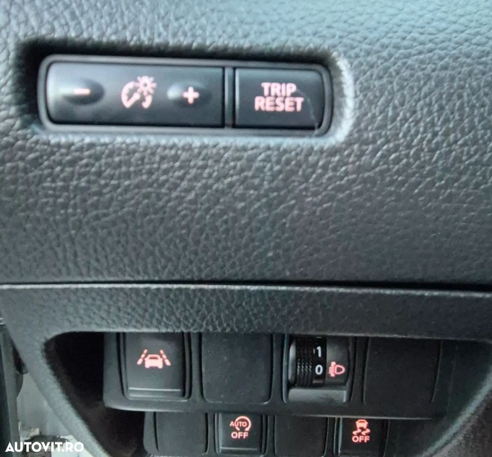Nissan Qashqai 1.5 DCI N-Connecta - 29