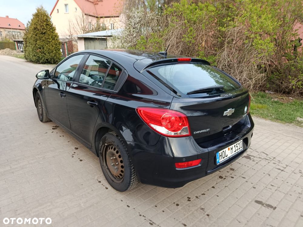 Chevrolet Cruze 1.7 LT - 6