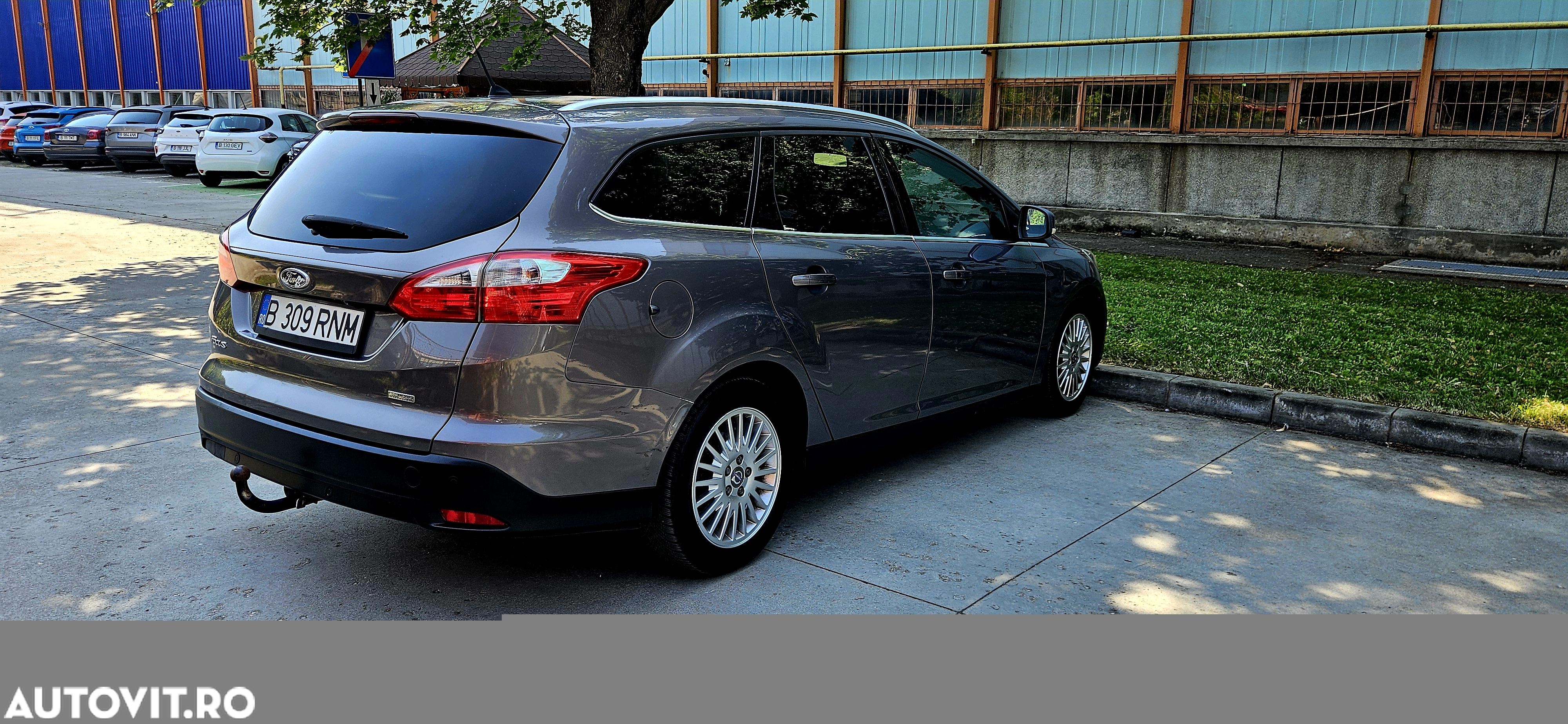 Ford Focus 1.6 TDCI DPF Titanium - 12