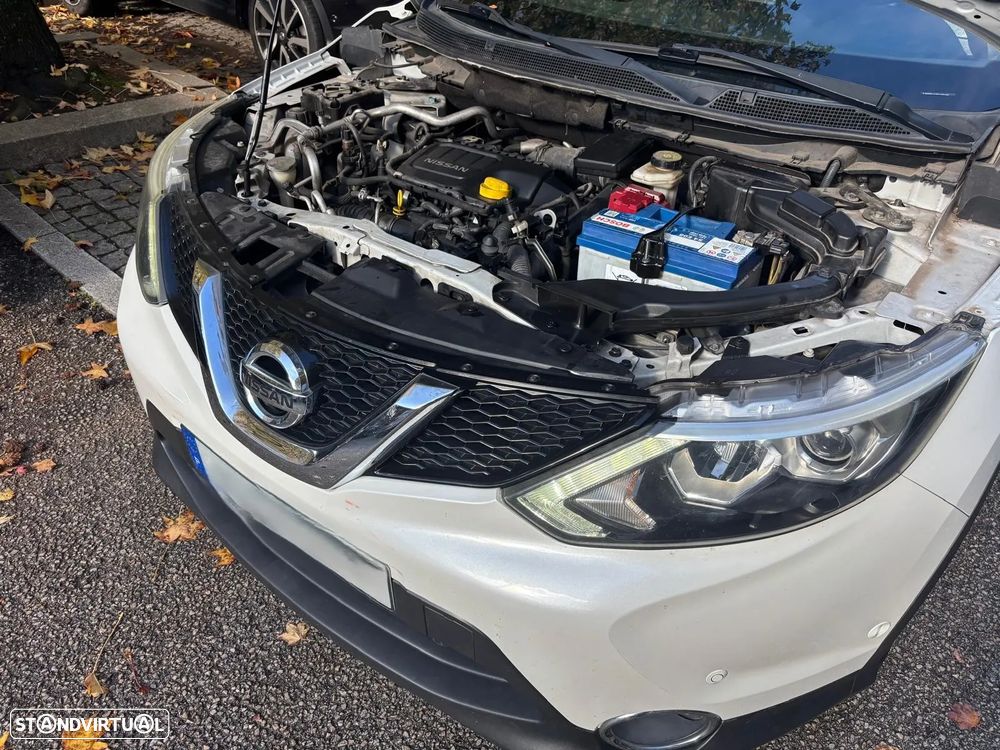Nissan Qashqai 1.6 dCi Tekna 19 Alcantara Xtronic - 5