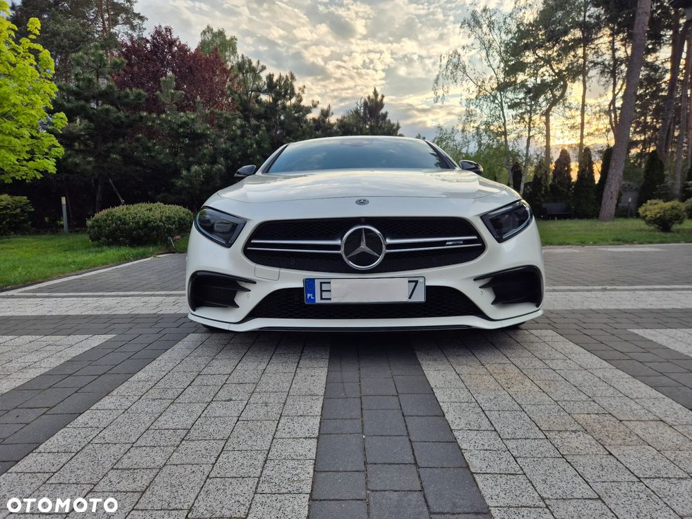 Mercedes-Benz CLS - 4