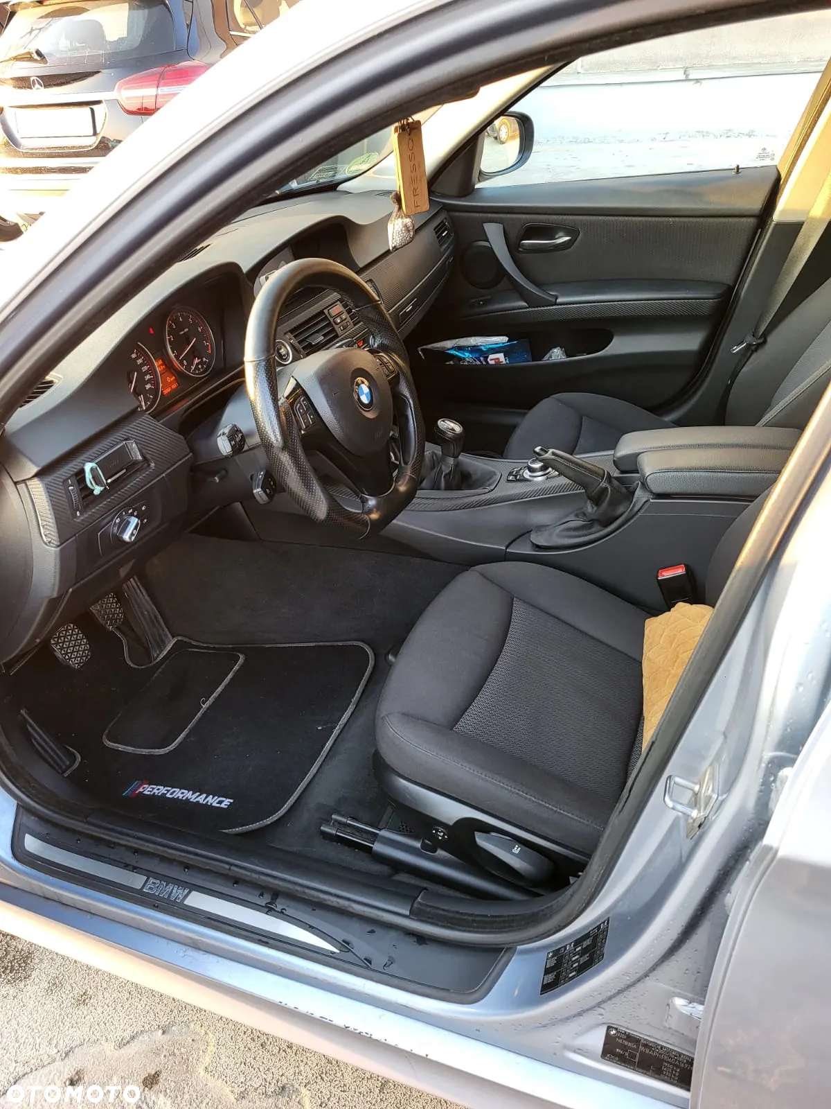 BMW Seria 3 325i - 7