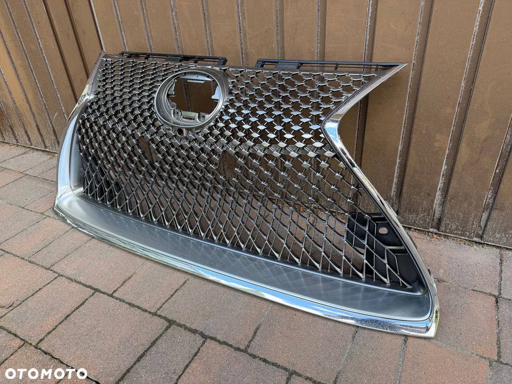 GRILL ATRAPA CHŁODNICY LEXUS LC 500 LC500h  KAMERA - 3