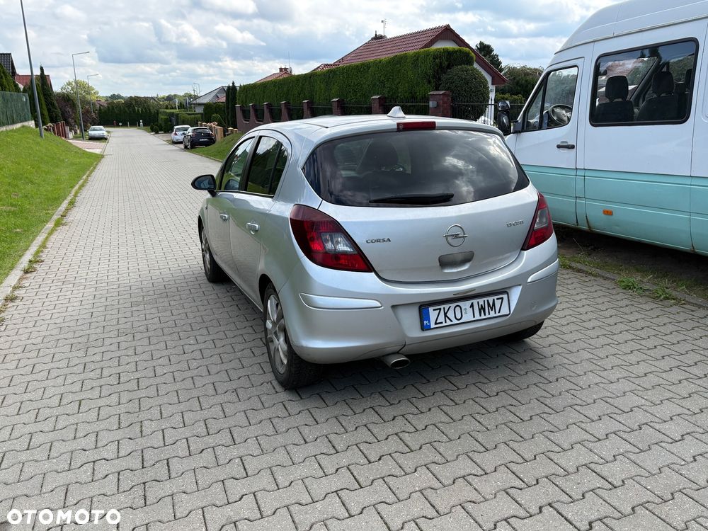 Opel Corsa 1.3 CDTI Easytronic Edition - 4