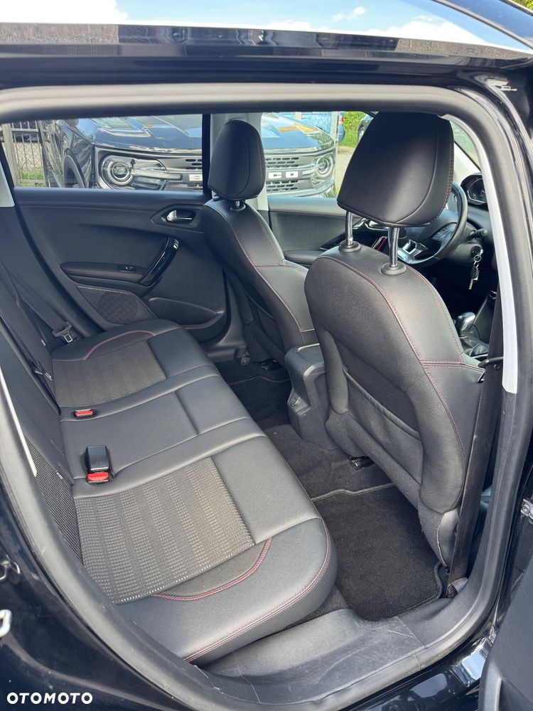 Peugeot 2008 PureTech 110 Stop&Start GT-Line Edition - 13