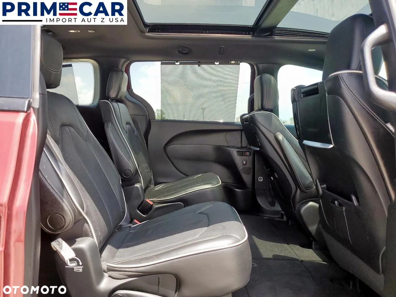 Chrysler Pacifica - 11