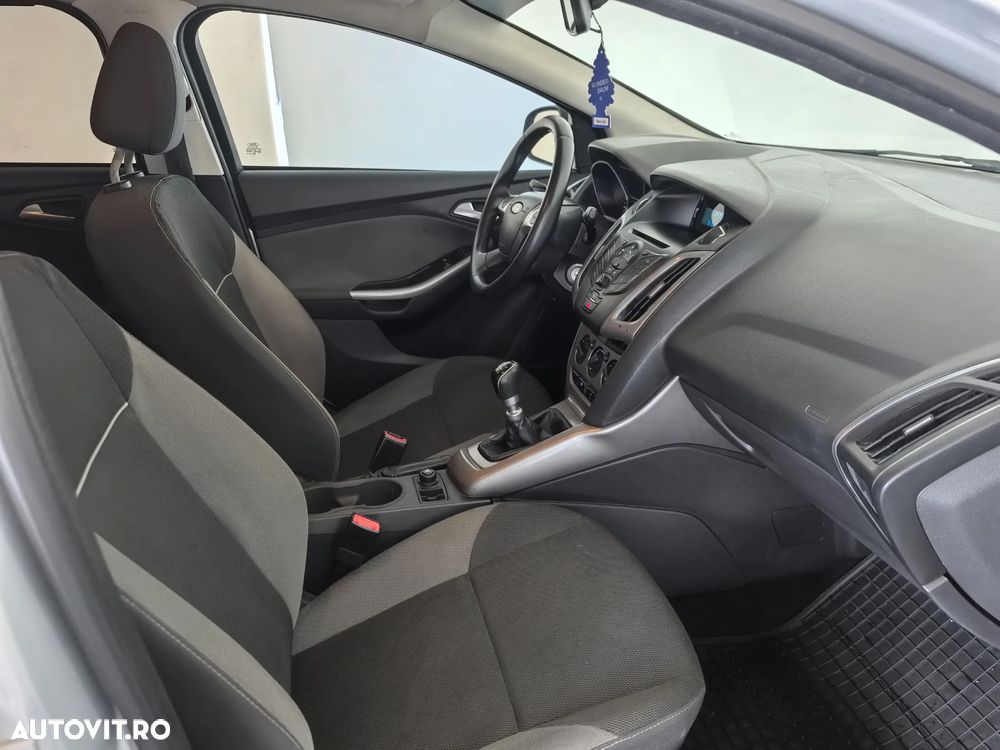 Ford Focus 1.6 TDCI DPF Trend - 22