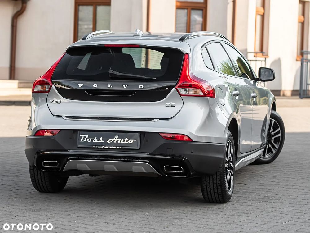 Volvo V40 Cross Country D2 Momentum - 13