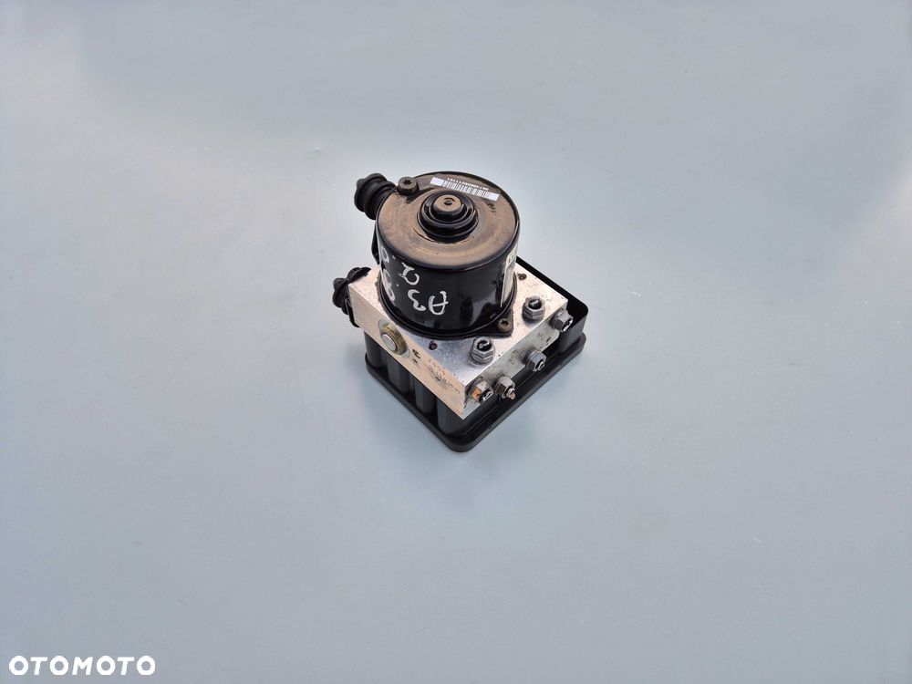 Kompletna Pompa ABS Hamulcowa Sterownik Audi A3 8P 2.0 Benz GOLF 5 V - 6